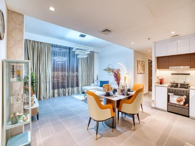 Stunning 2br With Sea View At Creek Edge Tower - 2610 Apartment