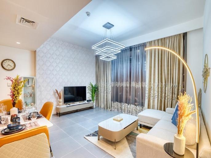 Apartment Stunning 2br With Sea View At Creek Edge Tower - 2610 Dubai